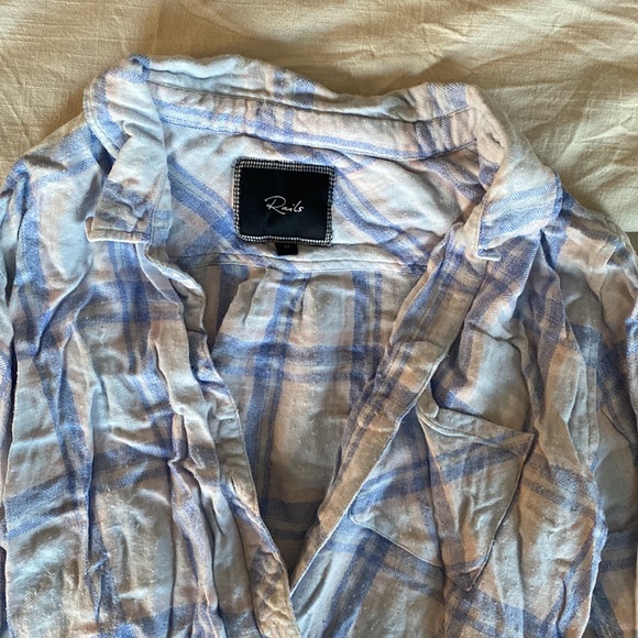 Women’s rails top - Picture 2 of 3